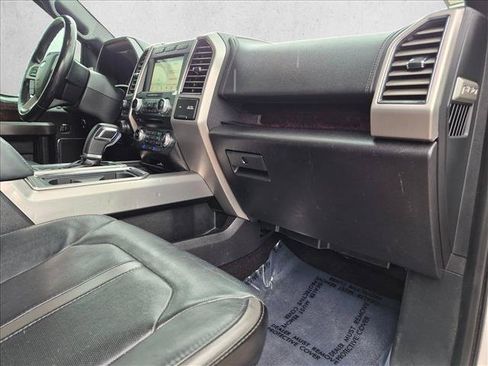 Used 2017 Ford F150 Platinum w/ Equipment Group 701A Luxury AWD/4WD image 18