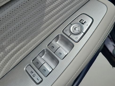 Used 2023 Hyundai Palisade Calligraphy FWD image 16