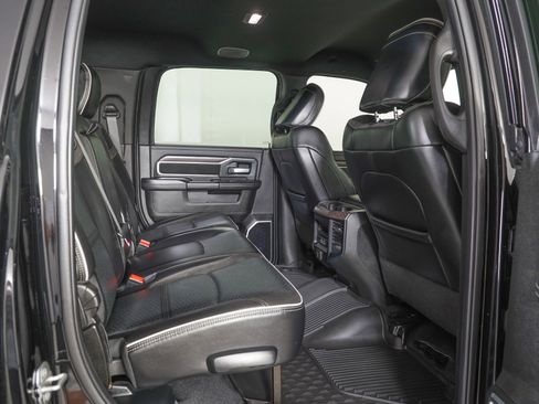 Used 2025 RAM 2500 Laramie w/ Night Edition image 11