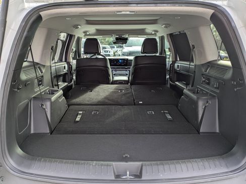 Used 2025 Hyundai Santa Fe Limited image 16