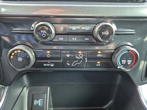 Used 2024 Ford F150 STX RWD image 18