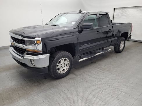 Used 2018 Chevrolet Silverado 1500 LT w/ All Star Edition image 2