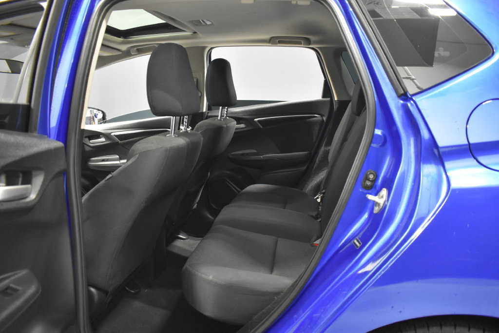 Used 2015 Honda Fit EX image 31