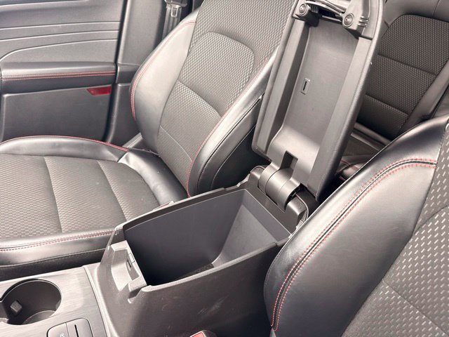 Used 2025 Ford Escape ST-Line FWD image 29