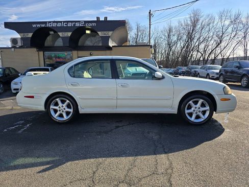 Used 2003 Nissan Maxima SE FWD image 2