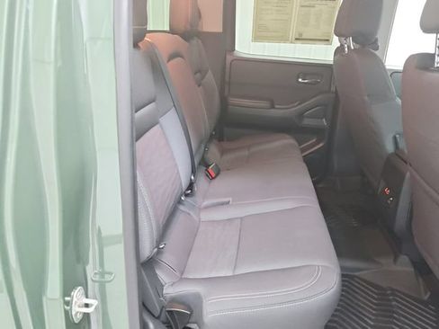 Used 2023 Nissan Frontier SV w/ SV Convenience Package RWD image 38