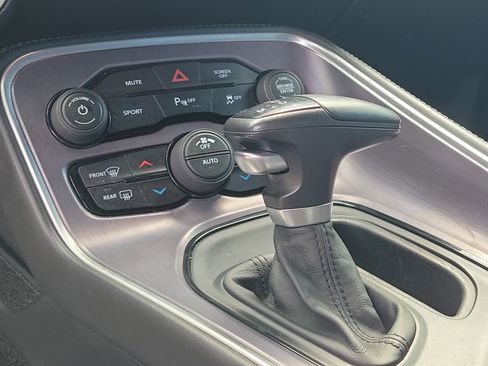 Used 2017 Dodge Challenger SXT Plus image 24