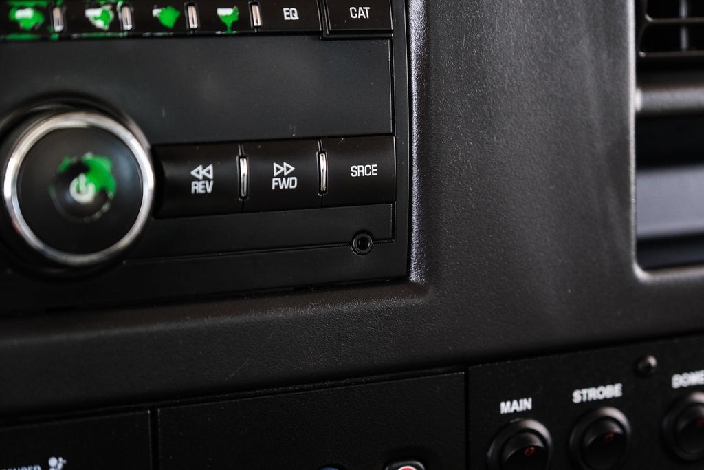 Used 2017 Chevrolet Express 2500 RWD image 20