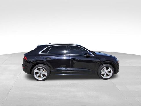 Used 2019 Audi Q8 Premium Plus w/ Premium Plus image 5