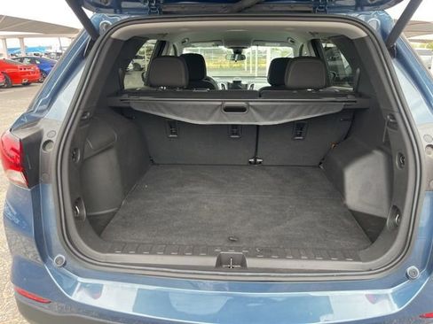 Used 2024 Chevrolet Equinox LT AWD/4WD image 8