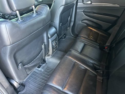 Used 2021 Jeep Grand Cherokee Limited w/ Quick Order Package 28K 80th RWD image 12