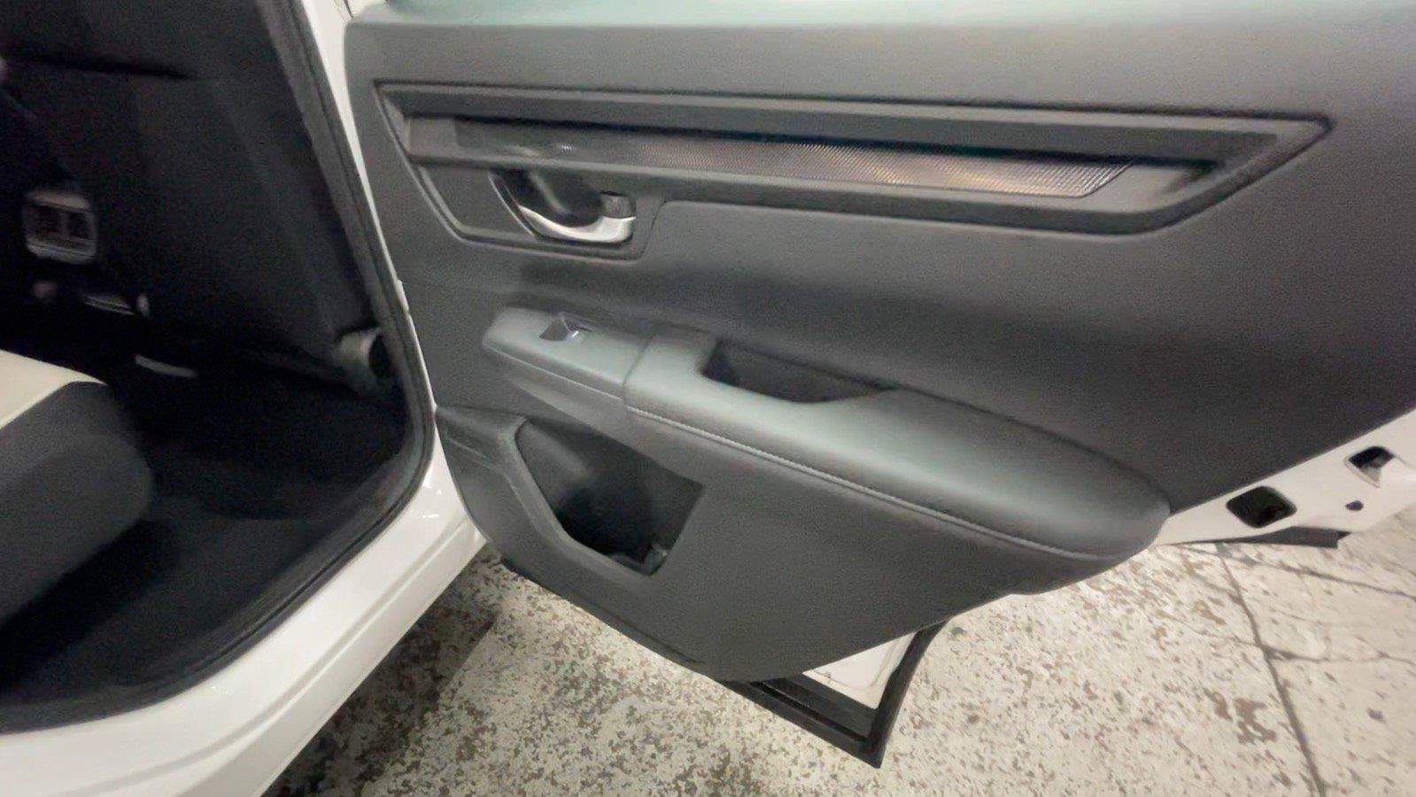 Used 2024 Honda CR-V LX image 24