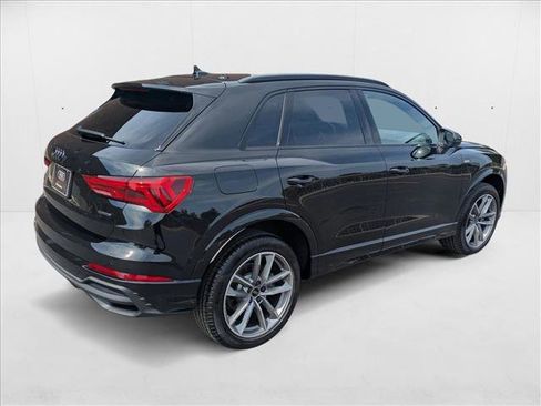 New 2025 Audi Q3 2.0T Premium image 5