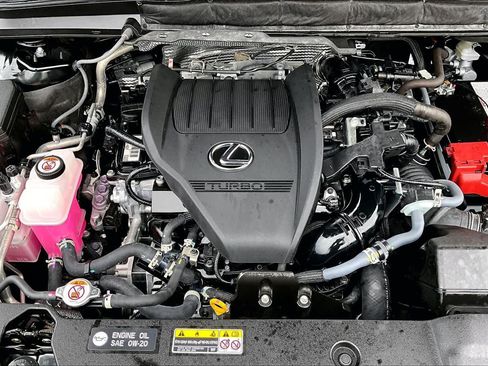 Used 2025 Lexus RX 350 Premium w/ Accessory Package (Z1) FWD image 33