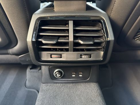 Used 2021 Audi Q3 2.0T Premium Plus w/ Premium Plus Package image 10