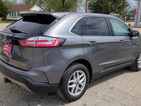 Certified 2024 Ford Edge SEL w/ Convenience Package AWD/4WD image 2