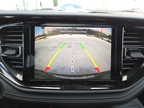 Used 2022 Dodge Durango GT image 15