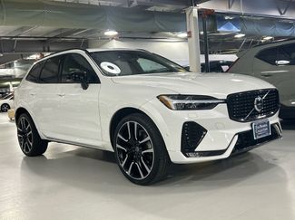 Used 2023 Volvo XC60 B5 Ultimate w/ Climate Package AWD/4WD video 1