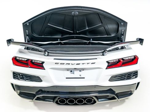 Used 2025 Chevrolet Corvette Z06 w/ Stealth Interior Trim Package RWD image 49