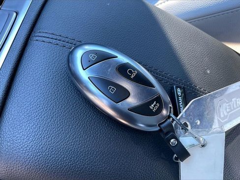 Used 2026 Hyundai Santa Cruz SEL image 10