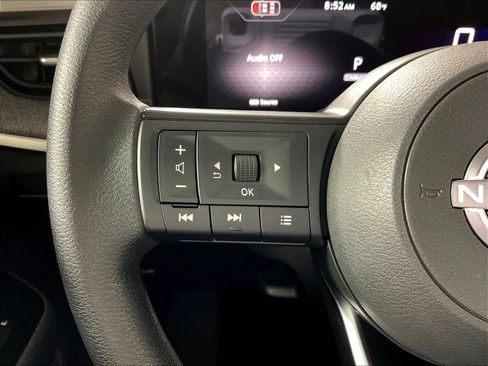 Used 2026 Nissan Kicks SV w/ SV Premium Package FWD image 10