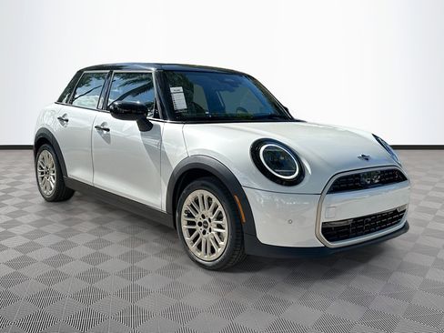 New 2026 MINI Cooper S image 1