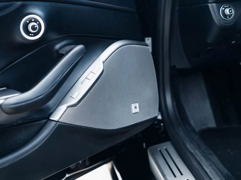 Used 2020 Ford Mustang Shelby GT500 w/ Technology Package RWD image 47