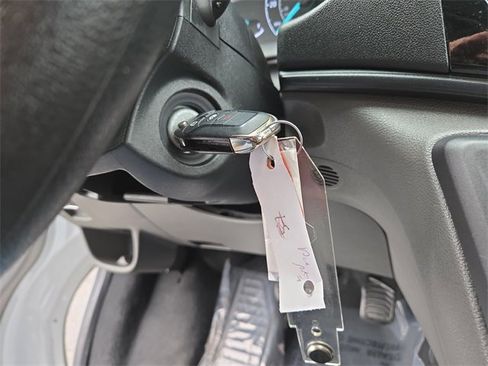 Used 2023 Ford Transit 350 XLT image 19