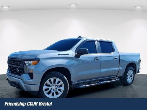 Used 2023 Chevrolet Silverado 1500 Custom w/ LPO, Dark Essentials Package AWD/4WD image 1