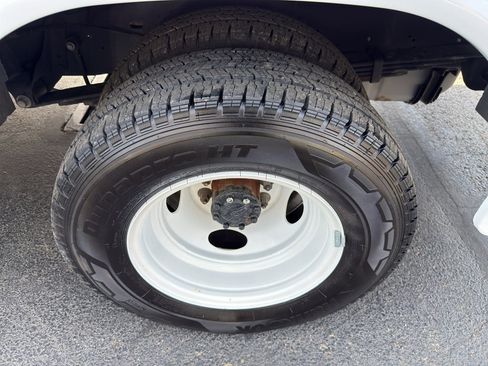 Used 2024 Ford E-350 and Econoline 350 Super Duty w/ Power Windows & Locks Group RWD image 19