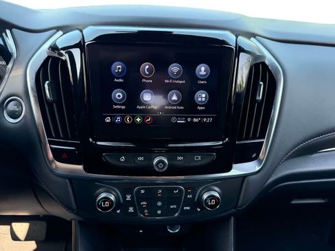 Used 2023 Chevrolet Traverse LT AWD/4WD image 25