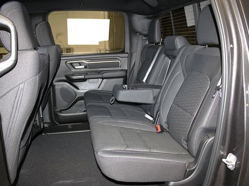 New 2026 RAM 1500 4x4 Crew Cab image 28