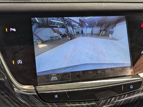 Used 2024 Cadillac XT6 Premium Luxury image 35