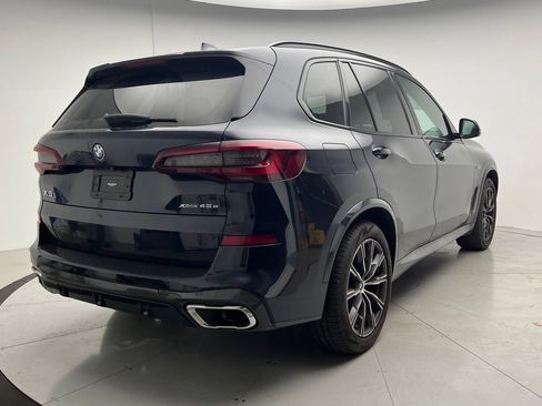Used 2022 BMW X5 xDrive45e w/ M Sport Package AWD/4WD image 3