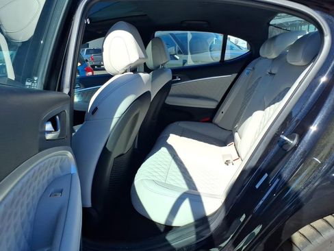 New 2025 Genesis G70 3.3T Advanced w/ Sport Prestige Package RWD image 10