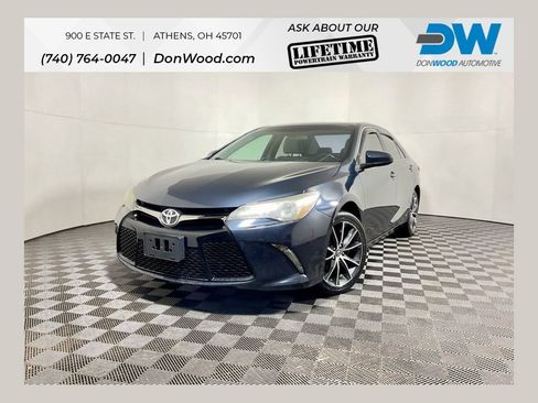 Used 2016 Toyota Camry XSE image 1