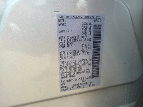 Used 2025 Nissan Pathfinder SL AWD/4WD image 9