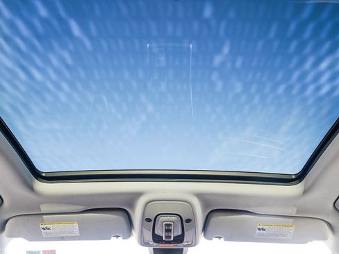 Used 2024 Audi Q7 3.0T Premium Plus image 17