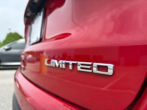 Used 2024 Jeep Compass Limited AWD/4WD image 9