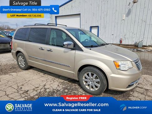 Used 2012 Chrysler Town & Country Touring-L w/ Driver Convenience Group image 5