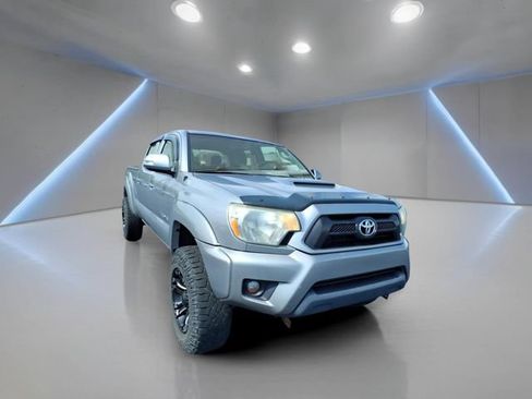 Used 2014 Toyota Tacoma 4x4 Double Cab image 18
