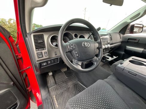 Used 2013 Toyota Tundra 4x4 Regular Cab Long Bed w/ SR5 Pkg image 13