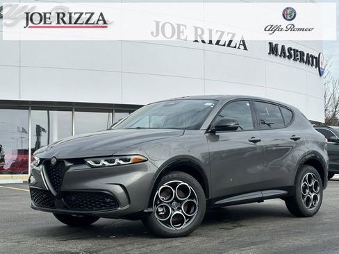 New 2025 Alfa Romeo Tonale w/ Premium Package image 1