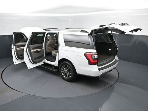 Used 2020 Ford Expedition Max Limited RWD image 2