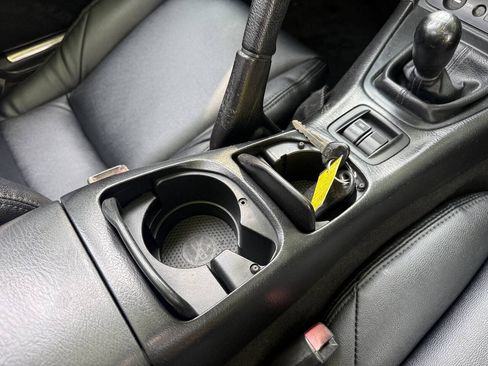 Used 2001 MAZDA MX-5 Miata RWD image 37