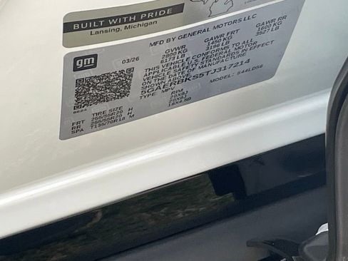 New 2026 Buick Enclave Sport Touring w/ Power Package FWD image 33