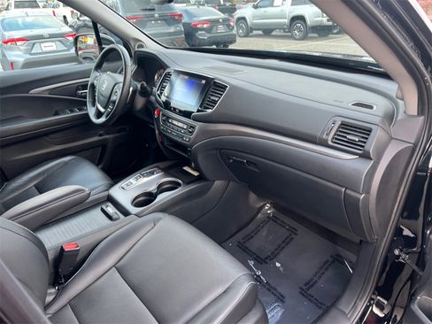 Used 2023 Honda Ridgeline RTL-E image 16