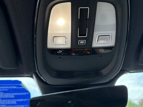 New 2026 Volvo XC60 B5 Plus w/ Climate Package image 25