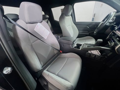 New 2025 Toyota Tacoma SR5 image 31