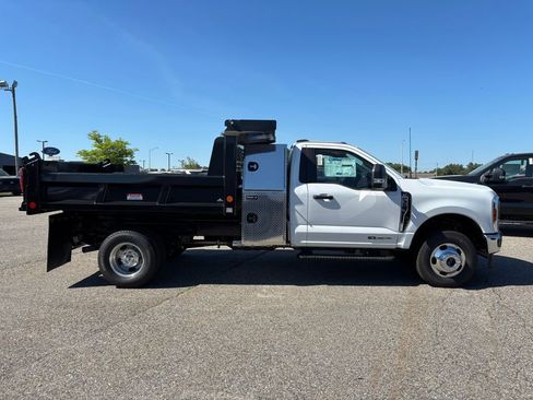 New 2026 Ford F350 XLT w/ XLT Value Package AWD/4WD image 20